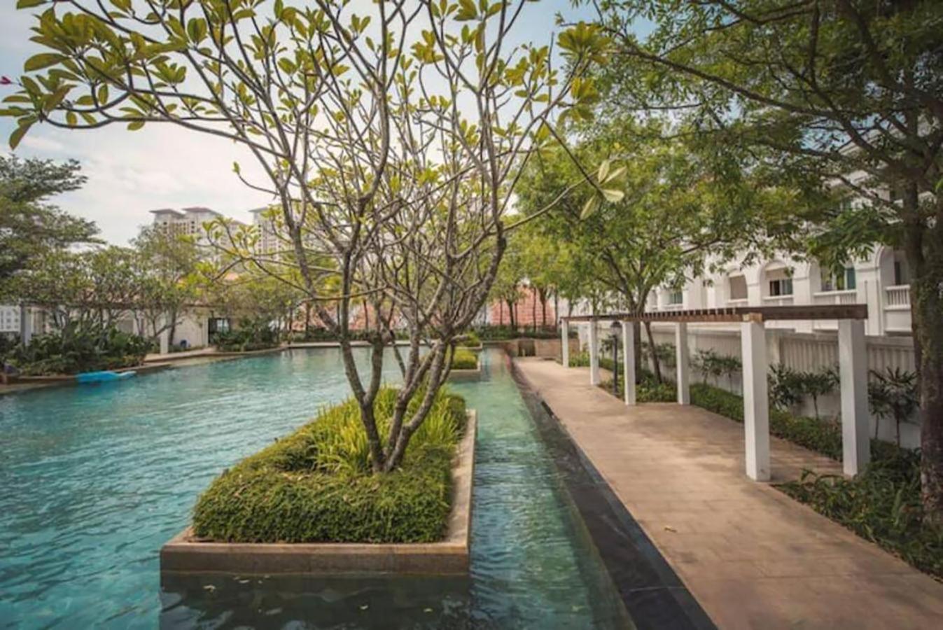 Tree Premier Suite Strait Quay Luxury Marina Suite Tanjung Tokong Exteriér fotografie